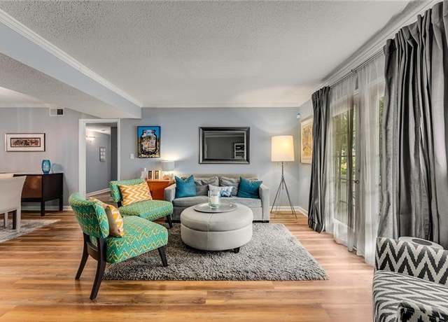 Property at 6900 Roswell Rd Unit Q26, Atlanta, GA 30328, 2 beds, 2 baths
