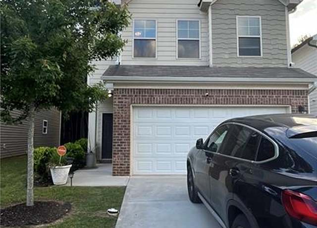 Property at 6454 Grey Fox Way, Riverdale, GA 30296, 4 beds, 2.5 baths