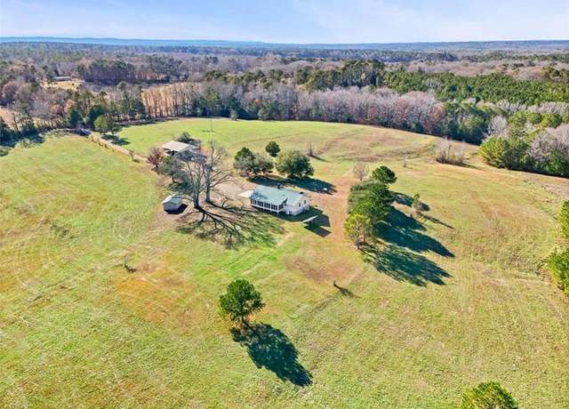 Property at 501 Raleigh Rd, Woodbury, GA 30293, 3 beds, 1.5 baths