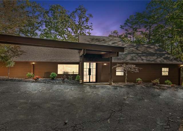 Property at 626 Petit Ridge Dr, Big Canoe, GA 30143, 4 beds, 3 baths