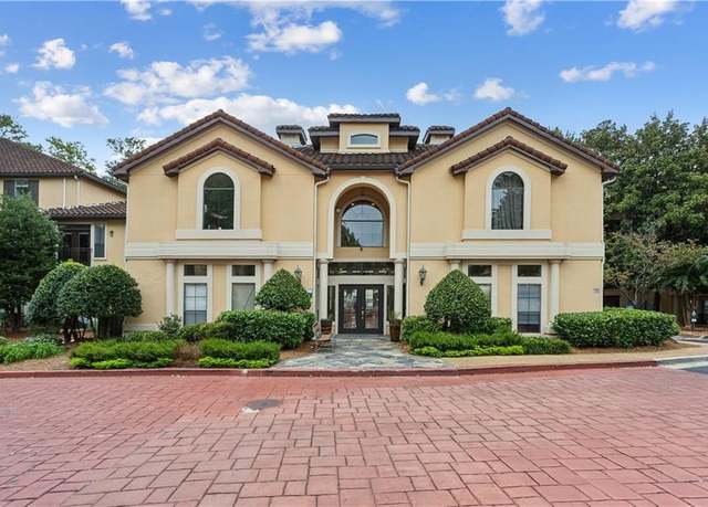 Property at 3777 Peachtree Rd NE #733, Atlanta, GA 30319, 3 beds, 2 baths
