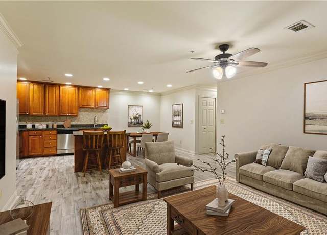 Property at 507 Madison Ct SE, Smyrna, GA 30080, 2 beds, 2 baths