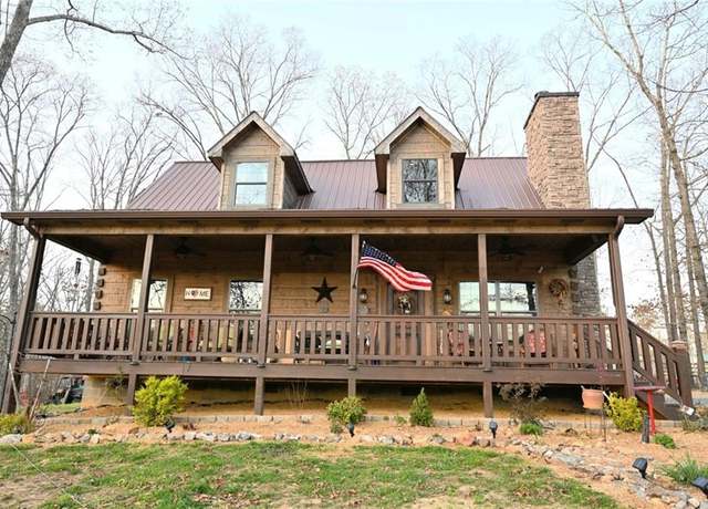 Property at 326 Mccreary Rd SE, Calhoun, GA 30701, 2 beds, 1.5 baths