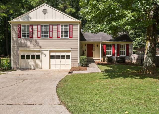 Property at 615 Barrington Way, Roswell, GA 30076, 3 beds, 2.5 baths