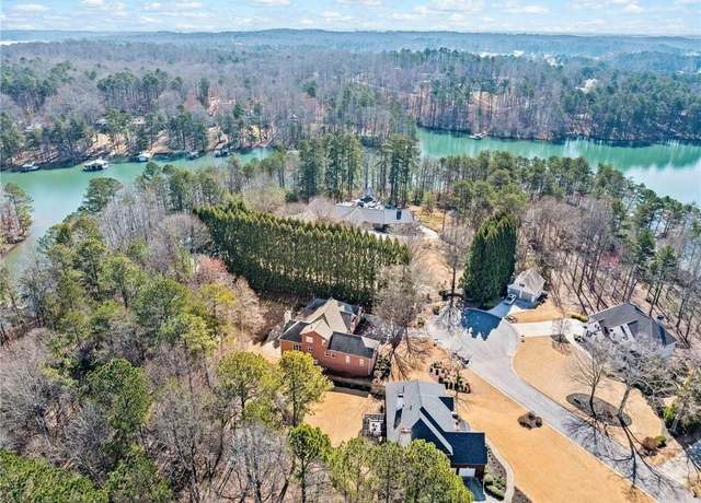 Property at 3795 Duckcove Way, Cumming, GA 30041, 6 beds, 4.5 baths