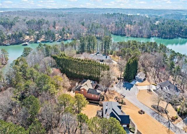 Property at 3795 Duckcove Way, Cumming, GA 30041, 6 beds, 4.5 baths