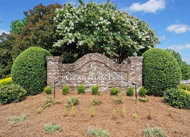 Property at 251 Derby Ct, Acworth, GA 30102, 3 beds, 3.5 baths