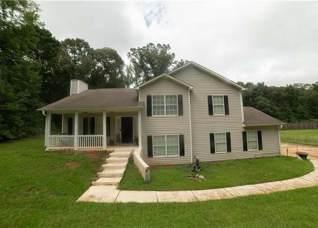 Property at 46 River Mist Dr, Lagrange, GA 30240, 5 beds, 3 baths