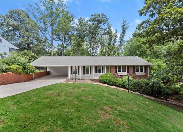 Property at 660 Crestview Ter, Gainesville, GA 30501, 4 beds, 3 baths