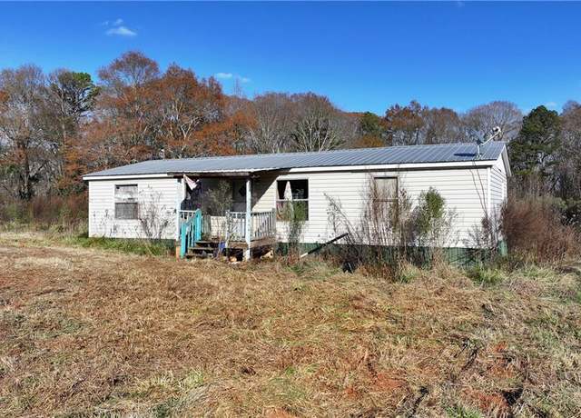 Property at 559 Ebenezer Church Rd, Jefferson, GA 30549, 3 beds, 2 baths