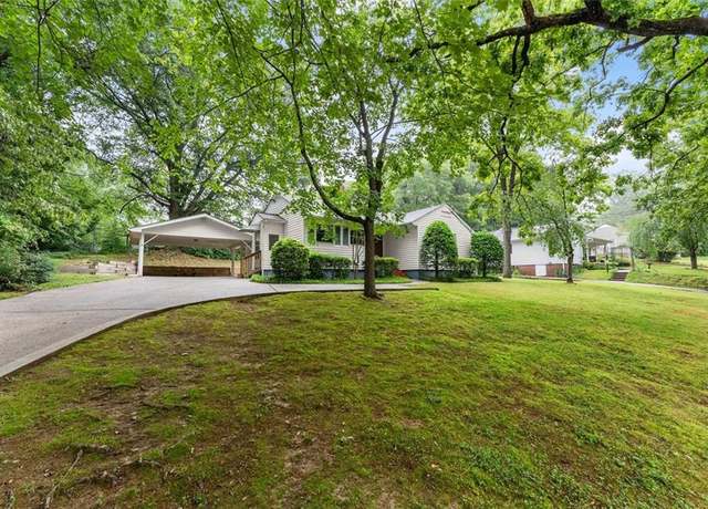 Property at 1358 Longview Dr, Gainesville, GA 30501, 3 beds, 2 baths