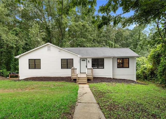 Property at 160 Pine Grove Dr, Canton, GA 30114, 5 beds, 2 baths