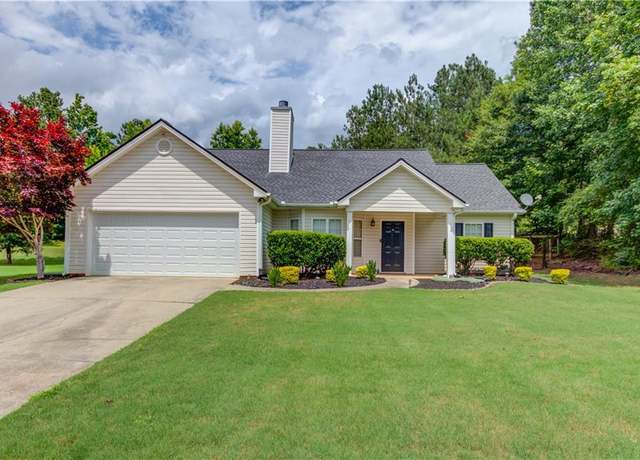 Property at 926 Masters Dr, Monroe, GA 30655, 3 beds, 2 baths