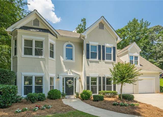 Property at 3275 Cherry Oak Ln, Cumming, GA 30041, 5 beds, 2.5 baths