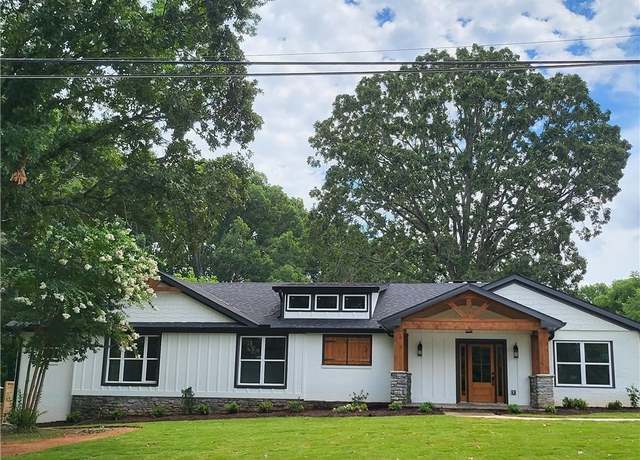 Property at 5435 Shadburn Ferry Rd, Buford, GA 30518, 4 beds, 3.5 baths