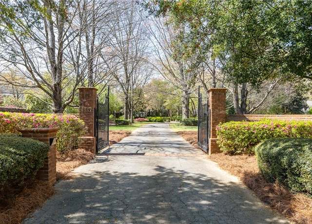 Property at 3847 Sweet Bottom Dr, Duluth, GA 30096, 4 beds, 5.5 baths