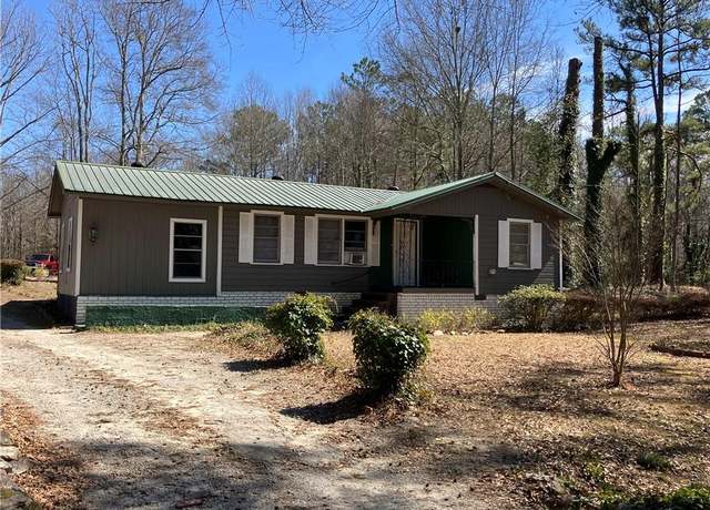 Property at 8090 Colquitt St, Douglasville, GA 30134, 2 beds, 1 bath
