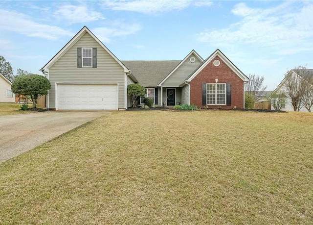 Property at 5614 Mohave Ct, Flowery Branch, GA 30542, 4 beds, 2 baths