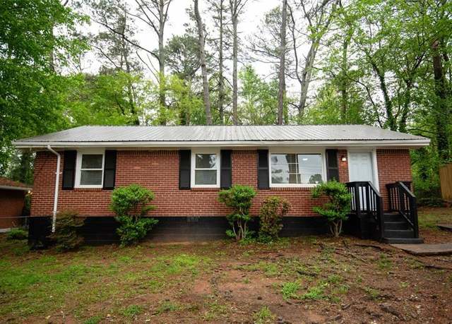 Property at 4322 Glenwood Pkwy, Decatur, GA 30032, 3 beds, 2 baths