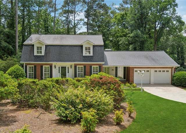 Property at 626 Cheatham Dr SW, Marietta, GA 30064, 4 beds, 3 baths