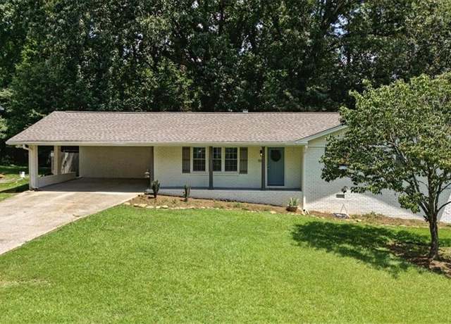 Property at 558 Carlouetta Rd SW, Mableton, GA 30126, 3 beds, 2 baths