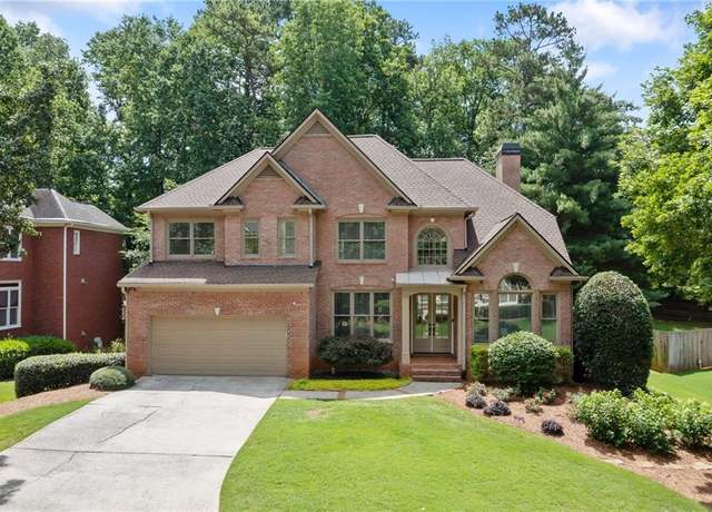 Property at 5007 Highland Oaks Ct SE, Smyrna, GA 30126, 5 beds, 4 baths