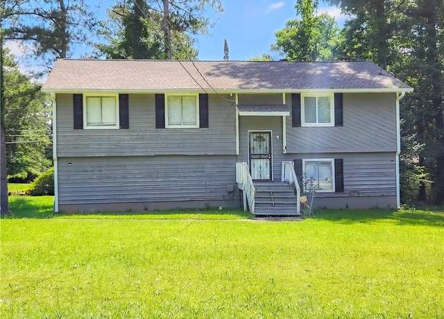 Property at 9218 River Chase Way, Jonesboro, GA 30238, 4 beds, 2 baths