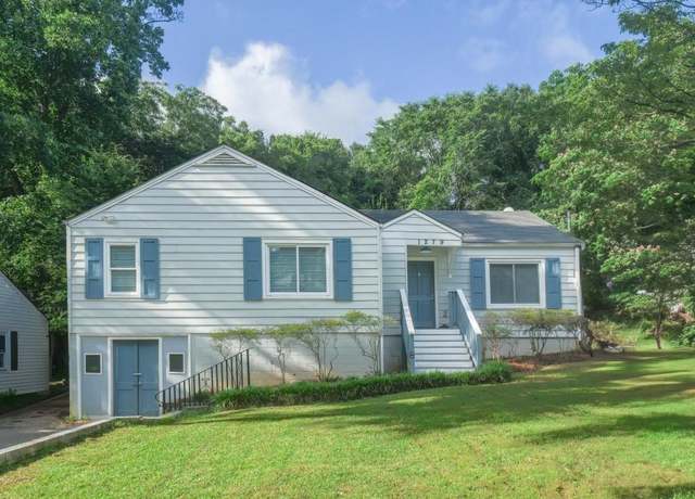 Property at 1279 Skyhaven Rd SE, Atlanta, GA 30316, 3 beds, 2 baths