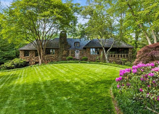 Property at 1050 E Club Ln NE, Atlanta, GA 30319, 4 beds, 4 baths