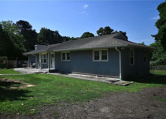 Property at 1621 Oak Rd, Snellville, GA 30078, 4 beds, 3 baths