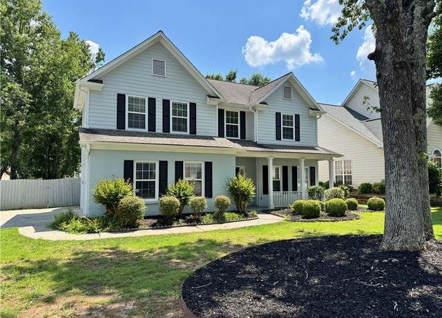 Property at 4845 Weathervane Dr, Alpharetta, GA 30022, 4 beds, 2.5 baths