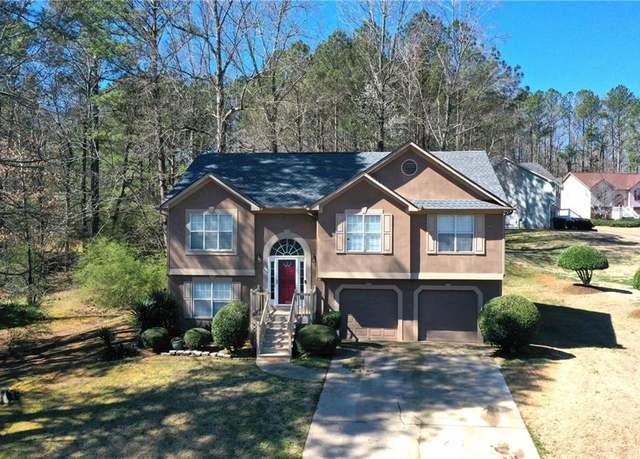 Property at 1630 Versailles Dr, Atlanta, GA 30331, 4 beds, 3 baths