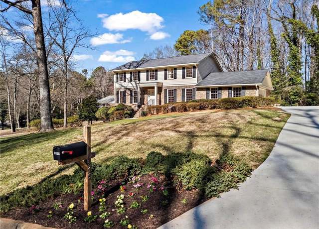 Property at 7675 Ryefield Dr, Sandy Springs, GA 30350, 5 beds, 3 baths