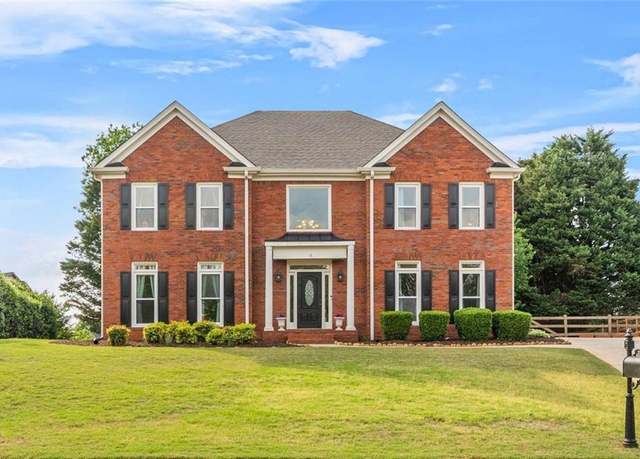 Property at 3720 Bridle Ridge Dr, Suwanee, GA 30024, 5 beds, 3.5 baths