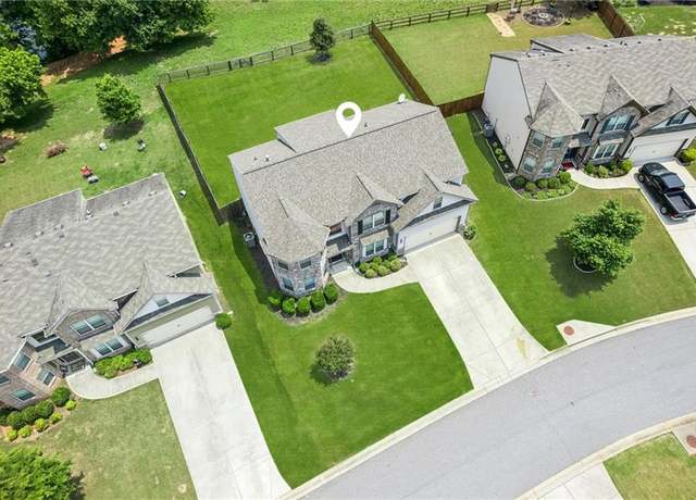 Property at 4650 Orchard View Way, Cumming, GA 30028, 5 beds, 3 baths
