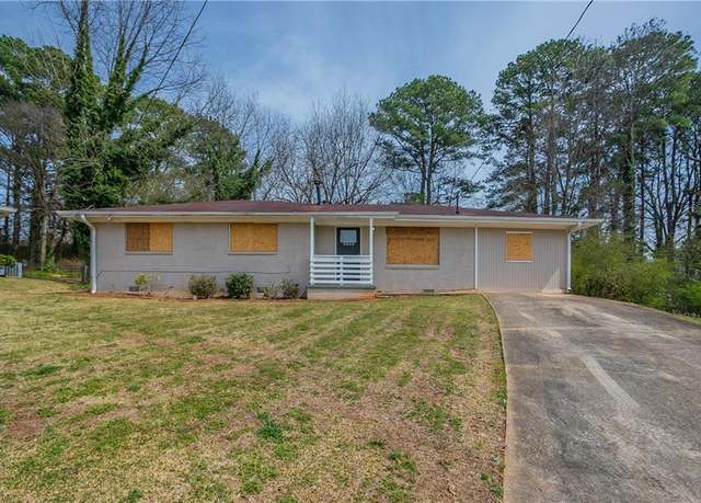 Property at 4094 E Glade Ct, Decatur, GA 30035, 4 beds, 2 baths