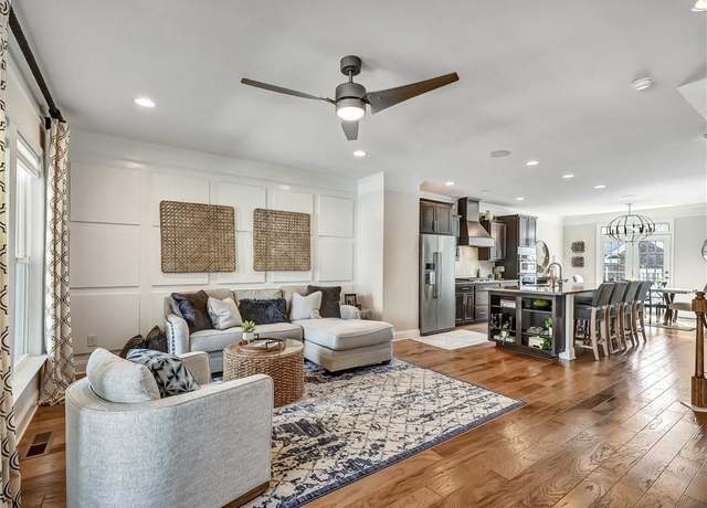 Property at 1923 Prospect Park Ln, Decatur, GA 30033, 3 beds, 3.5 baths