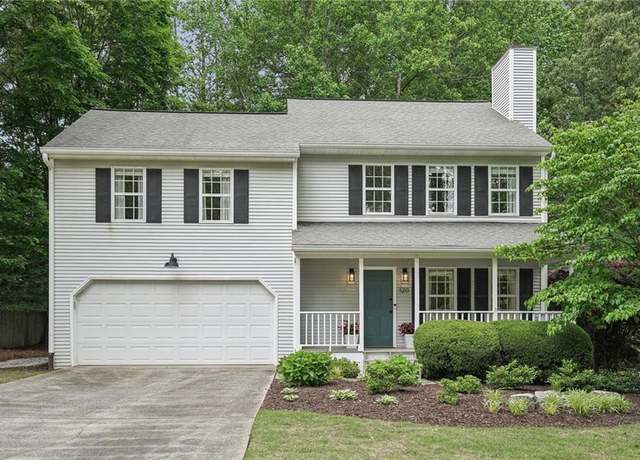 Property at 120 Park Bridge Ln, Roswell, GA 30075, 3 beds, 2.5 baths
