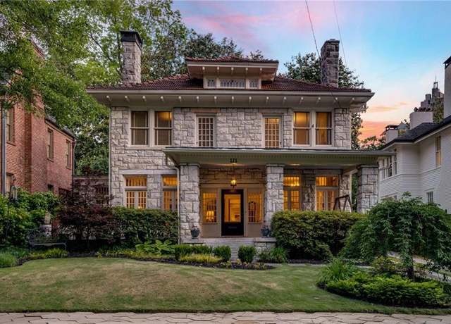 Property at 121 17th St NE, Atlanta, GA 30309, 4 beds, 2.5 baths