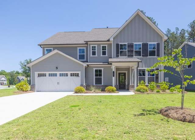 Property at 8 Foothills Trl, Sharpsburg, GA 30277, 5 beds, 3.5 baths