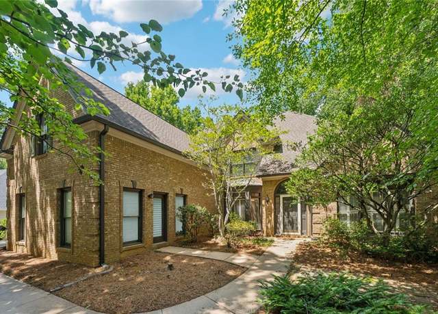 Property at 7035 Ridge Forest Walk, Cumming, GA 30040, 3 beds, 2.5 baths