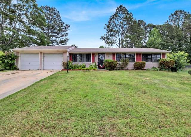 Property at 6990 Winkfield Pl, Atlanta, GA 30349, 3 beds, 2 baths