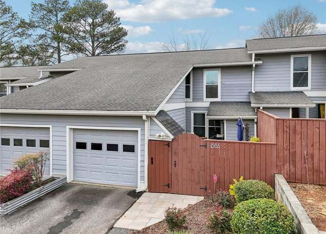 Property at 4988 Meadow Ln, Marietta, GA 30068, 3 beds, 2.5 baths