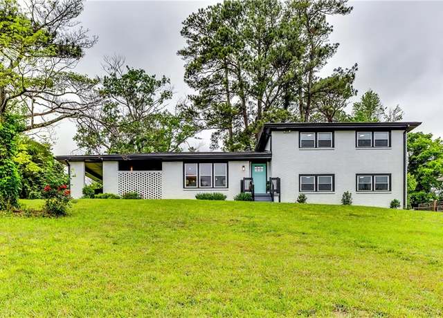 Property at 2932 Valley Ridge Dr, Decatur, GA 30032, 5 beds, 3 baths