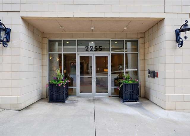Property at 2255 Peachtree Rd NE #620, Atlanta, GA 30309, 2 beds, 2 baths