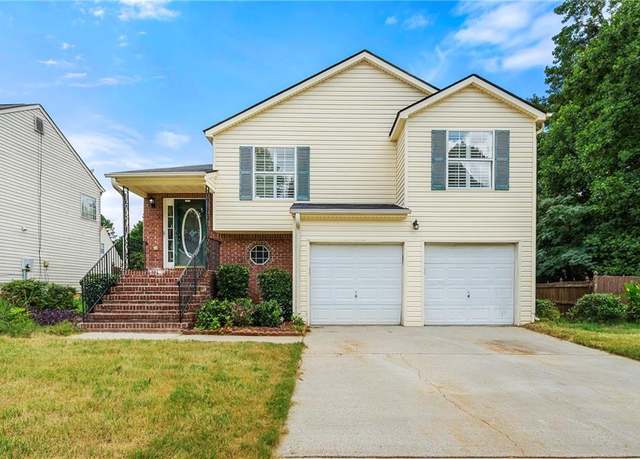 Property at 5718 Hidden Brook Cir, Atlanta, GA 30349, 4 beds, 3 baths