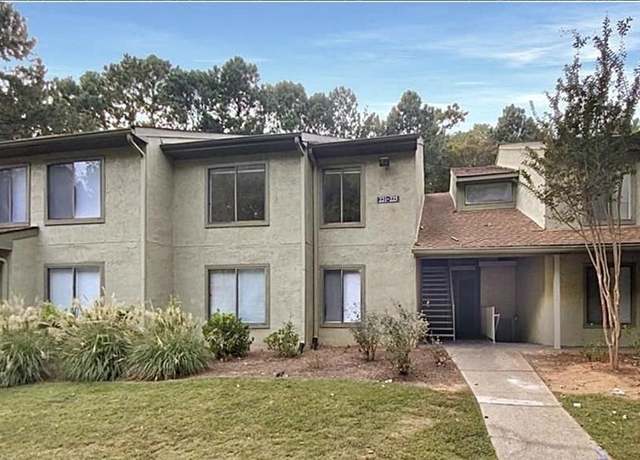 Property at 224 Seasons Pkwy, Norcross, GA 30093, 2 beds, 2 baths
