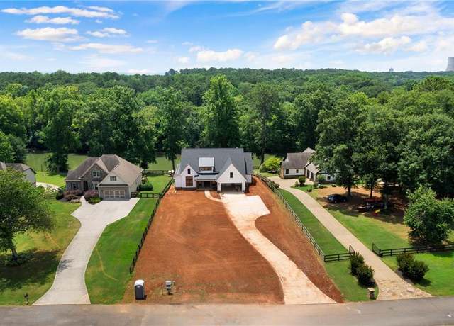 Property at 27 Linda Rd SW, Cartersville, GA 30120, 4 beds, 3 baths