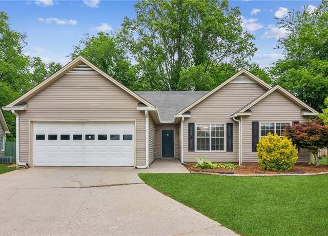 Property at 672 Bostonian Way, Lawrenceville, GA 30046, 3 beds, 2 baths