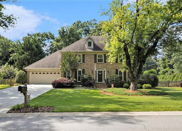 Property at 5396 Amhurst Dr, Peachtree Corners, GA 30092, 4 beds, 2.5 baths